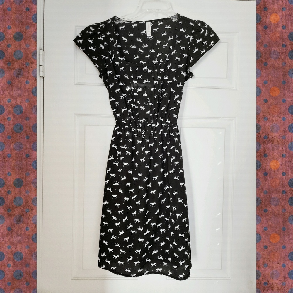 Xhilaration black horse print dress with tie